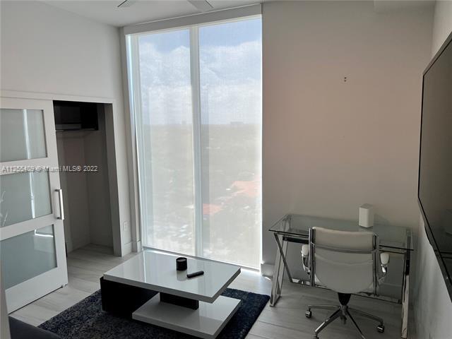 Building Photo - 2525 SW 3rd Ave