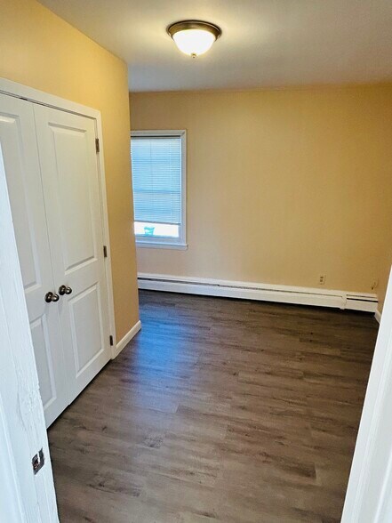 Building Photo - 25 Fallon Ave