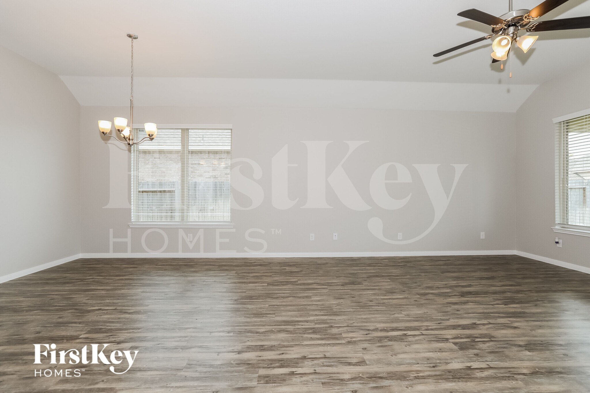 Building Photo - 14221 Rainier Peak Crossing