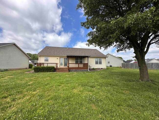 Building Photo - 7411 Bent Branch Dr