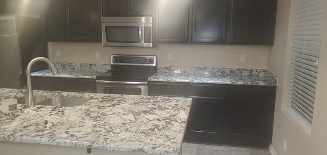 Building Photo - 5387 Laredo Ct