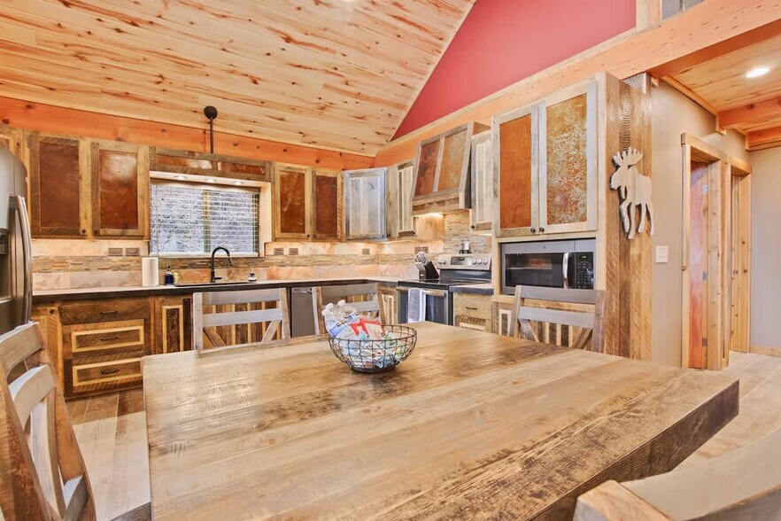 Building Photo - 96 Shilo Dr