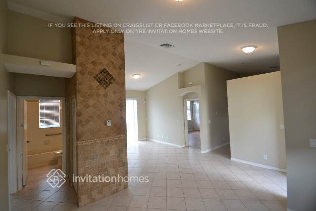 Building Photo - 1702 Pierside Cir