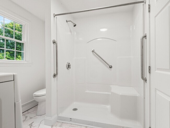 Building Photo - 26 Sidney St