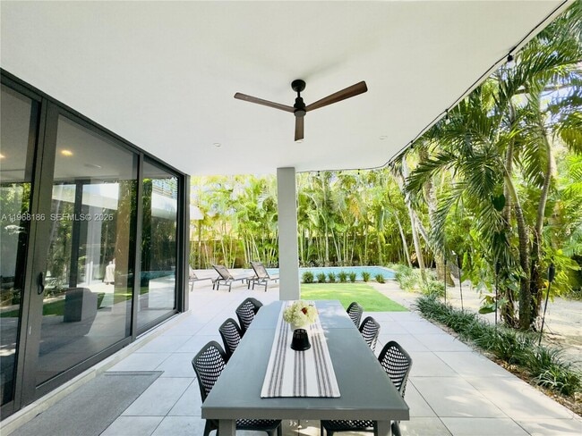 Building Photo - 2550 Overbrook St