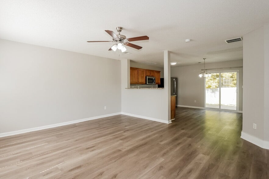 Building Photo - 10060 Nolton Cir