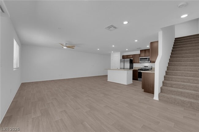 Building Photo - 6088 S Tomsik St