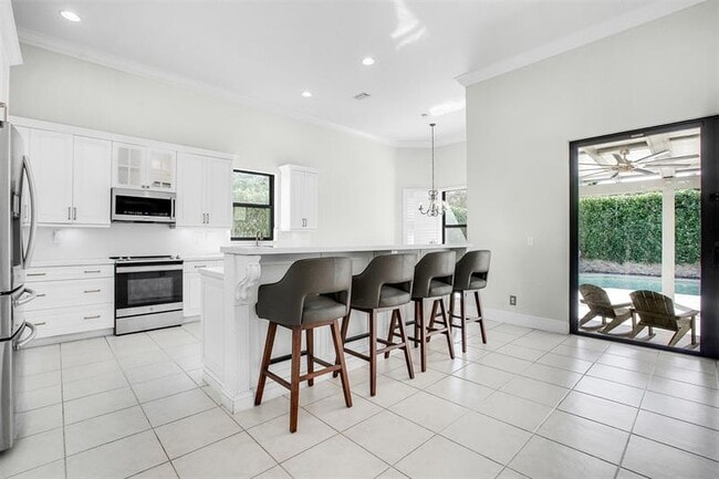 Building Photo - 10918 NW 56th Ct