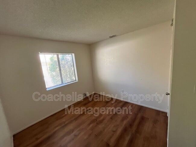 Building Photo - 40641 Schafer Pl