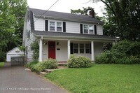 Building Photo - 129 Rumson Rd