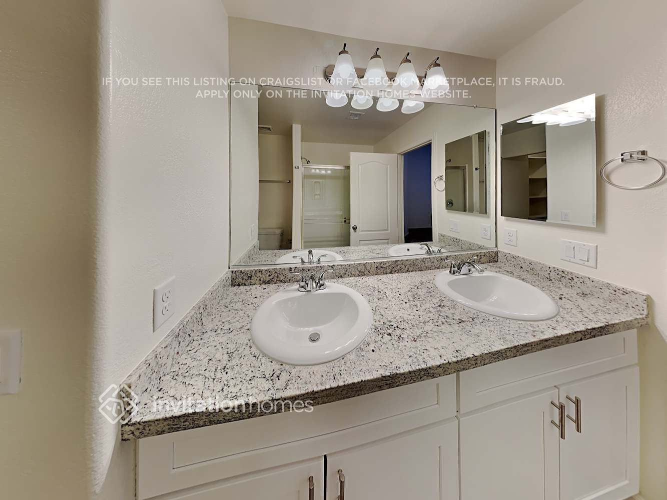 Building Photo - 41640 W Sunland Dr