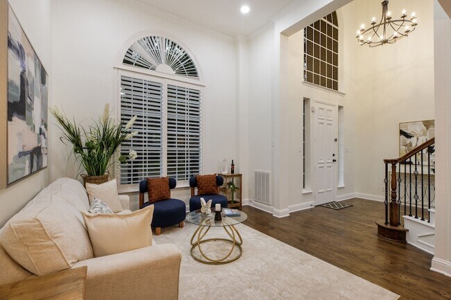 Building Photo - 1417 Cool Springs Dr