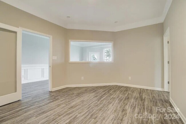 Building Photo - 9839 Brawley Ln