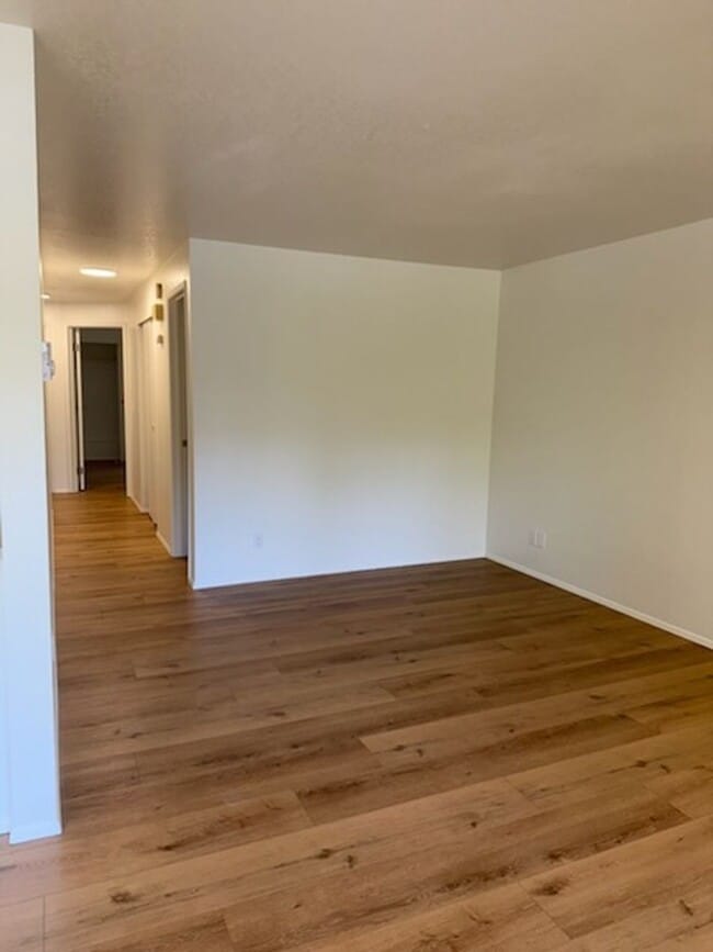 Interior Photo - Viking Suites