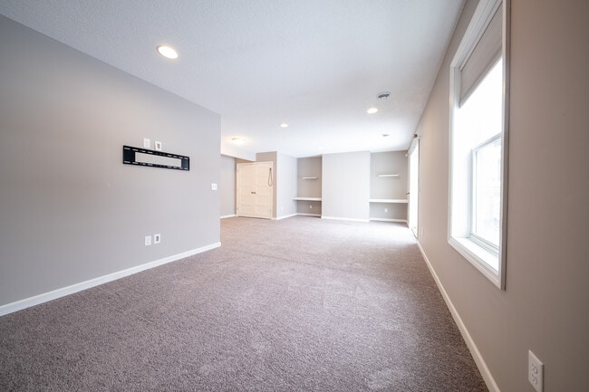 Building Photo - 20817 Guthrie Dr