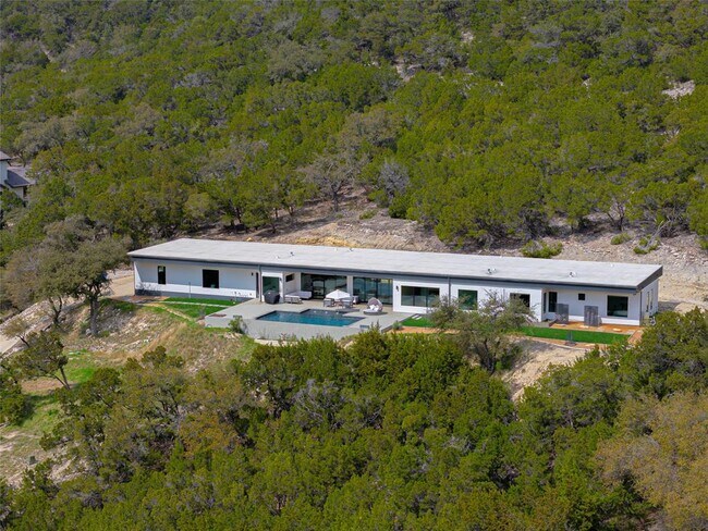 Building Photo - 9400 Ranchland Hills Blvd
