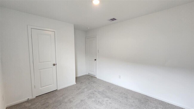Building Photo - 29015 Rustic Windmill Wy