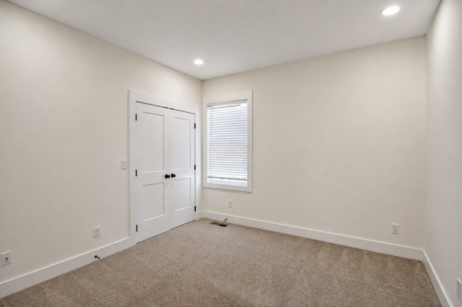 Building Photo - 1358 Belfair St
