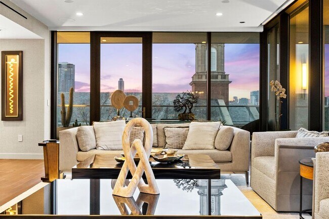 Primary Photo - 3433 Westheimer Rd