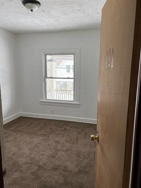 Building Photo - 2917 Searsdale Ave