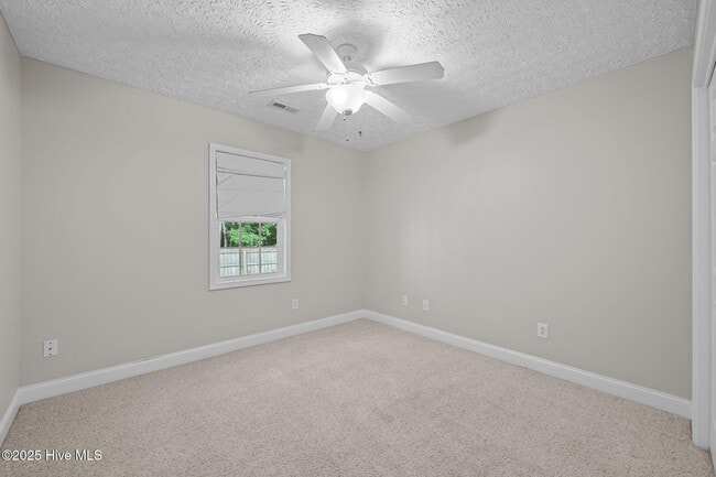 Building Photo - 205 Croatan Woods Dr