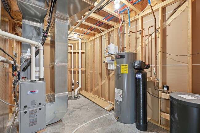 Building Photo - 720 Creekside Dr