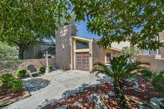 Building Photo - 4708 N Cashel Cir