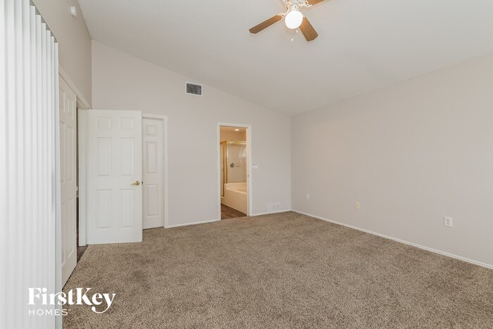 Building Photo - 40 St Kitts Cir