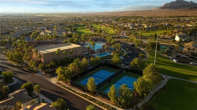 Building Photo - 1129 Via Della Costrella