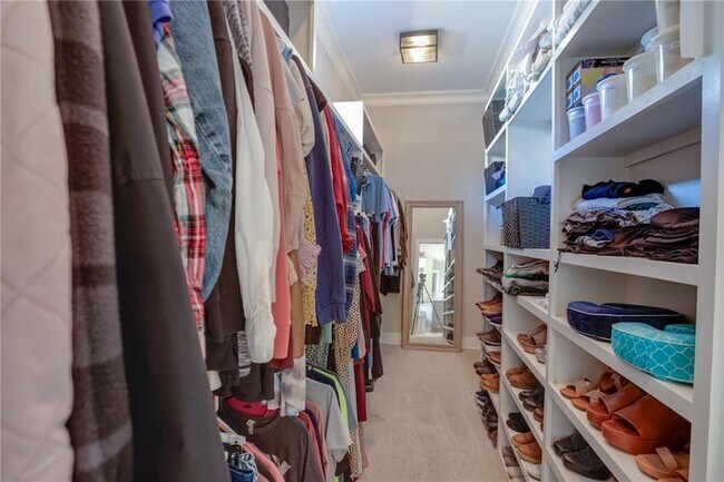 Building Photo - 306 Palermo Dr