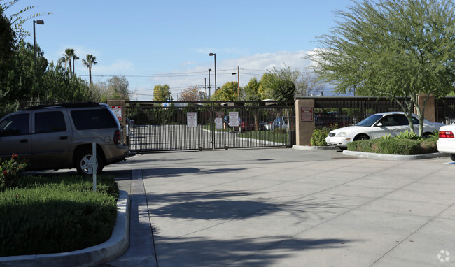 Building Photo - The Magnolia at Highland Senior Apartments