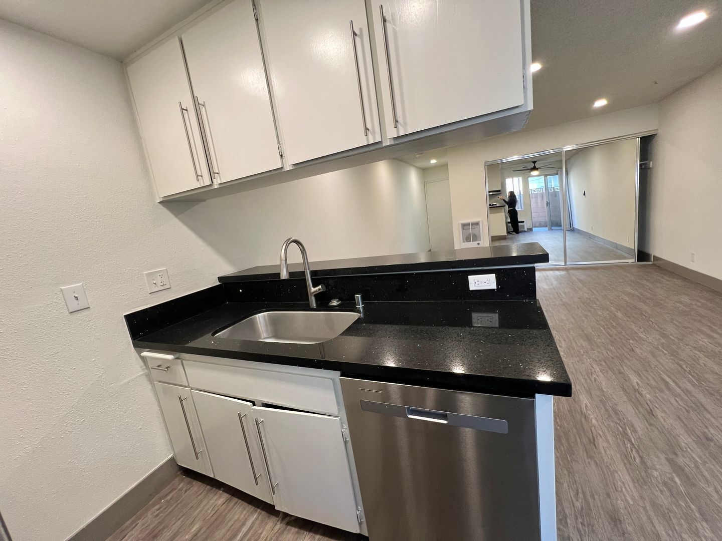 Building Photo - 3735 S Canfield Ave