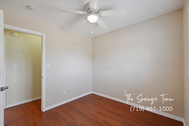 Building Photo - 874 Hoosier Dr