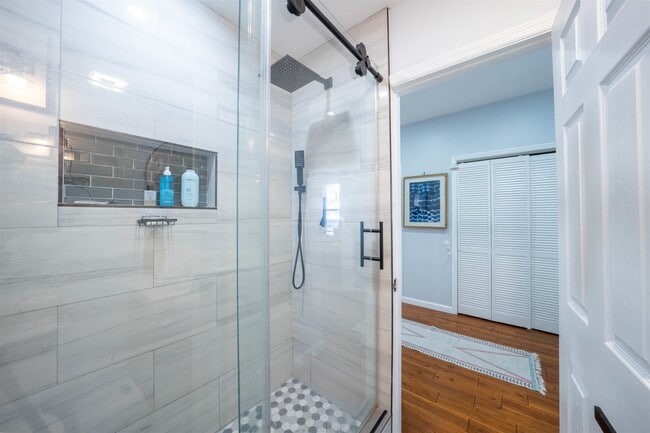 Building Photo - 40 Condict St