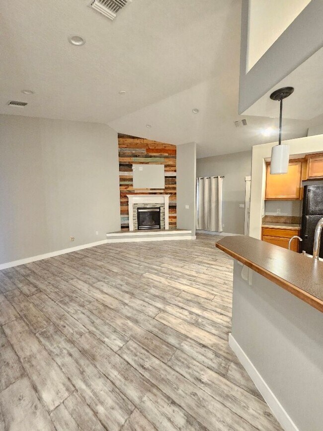 Building Photo - Cute Nampa Home