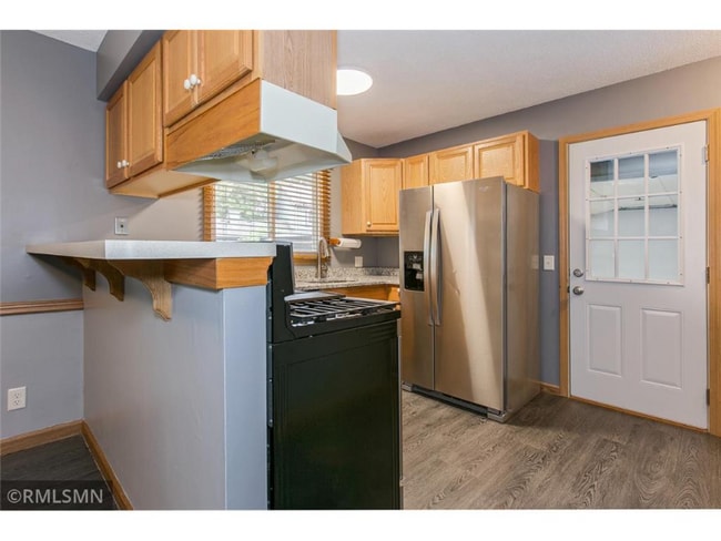 Building Photo - 4826 Grenwich Way N