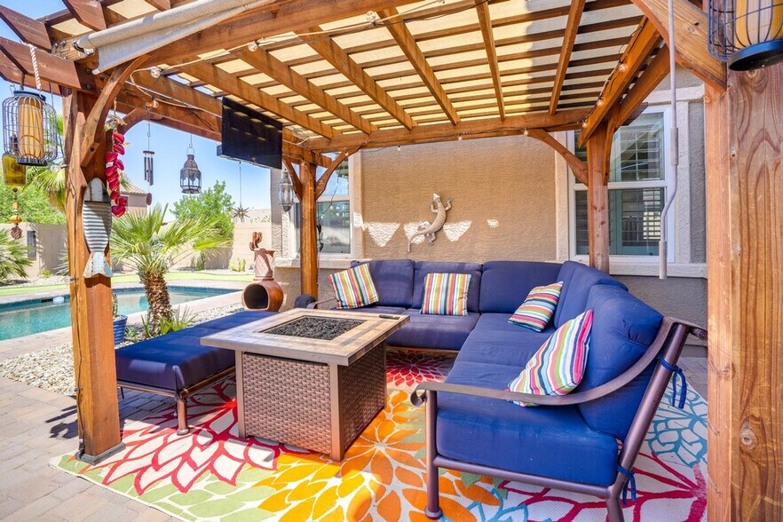 Building Photo - 17842 W Chuckwalla Canyon Rd