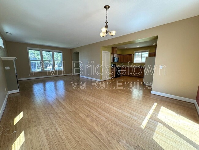 Building Photo - 4944 N Hudson St