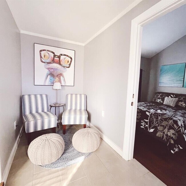 Building Photo - 4120 2nd Ave S