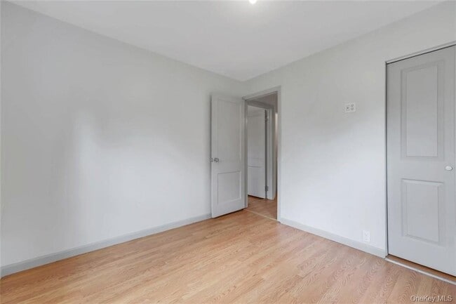 Building Photo - 32 Highland Dr