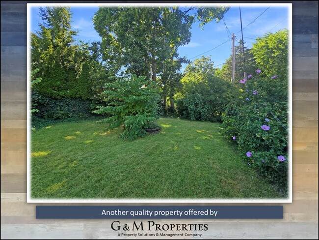 Building Photo - 4-Bedroom Rental - Walk to Strong Hospital!