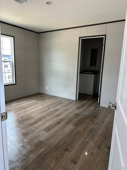 Building Photo - 561 Mack Bayou Rd