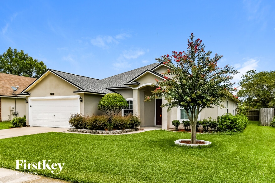 Building Photo - 1845 Northglen Cir