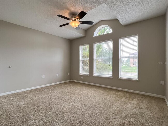 Building Photo - 522 Grand Royal Cir