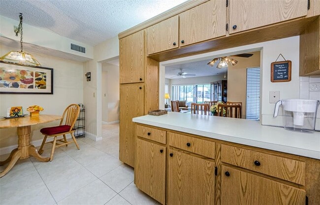 Building Photo - 1151 Pine Ridge Cir W