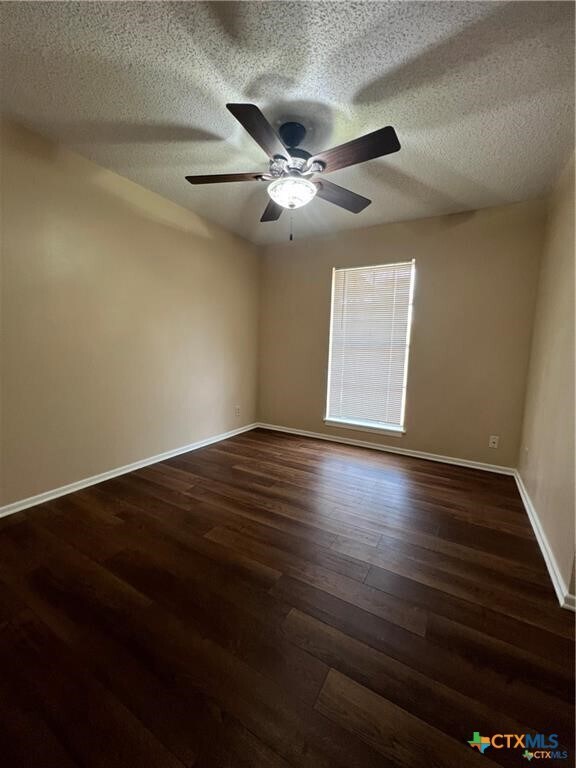 Building Photo - 1665 Driftwood Dr