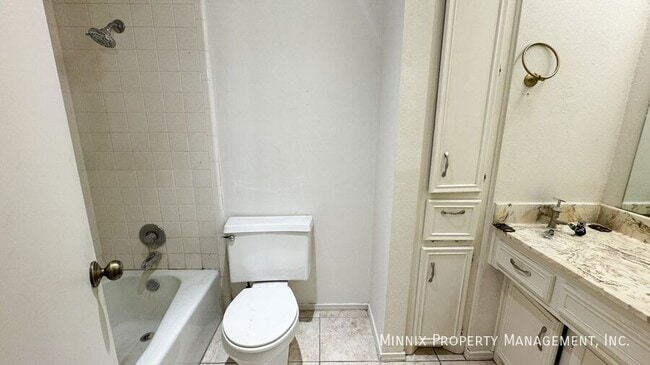 Building Photo - 4427 75th Dr