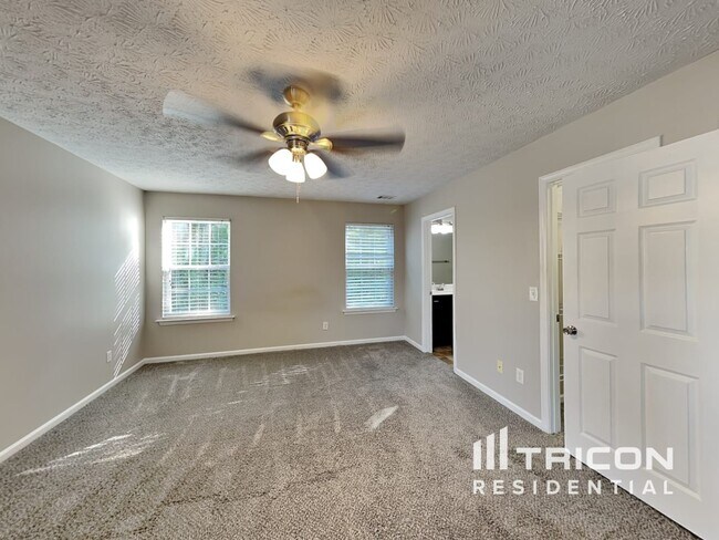 Building Photo - 138 Oak Grove Pl