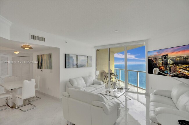 Building Photo - 16699 Collins Ave