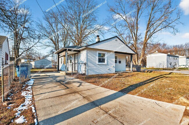 Building Photo - 34039 Cambria Ct